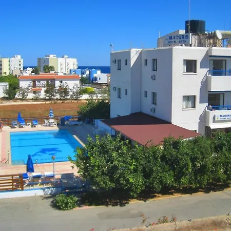 Aparthotel Maouris *